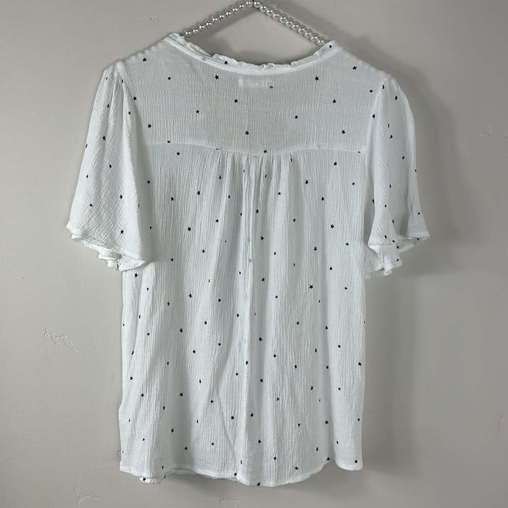 Maurices White Star Flutter Sleeve Button Front T… - image 6